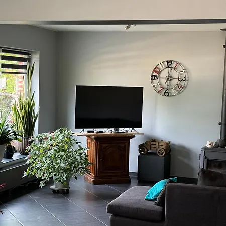 De La Wamme 2 ホームステイ マルシュ・アン・ファメンヌ